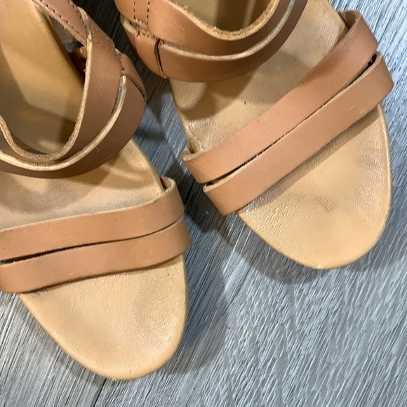 TEVA Strappy Cork Wedge Beige Camel Leather Womens Sandals size 10 - Picture 8 of 11